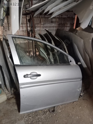 Hyundai Accent Era ön kapı dolu hatasız