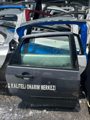 MİRİM OTODAN FORD FOCUS 1 SAĞ ARKA KAPI
