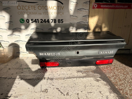 RENAULT 19 BAGAJ KAPAĞI ORJINAL ÇIKMA TEMİZ HATASIZ