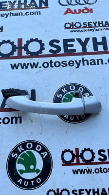 1K8837210 golf 6 scirocco 3 sağ arka kapı kolu ve bademi