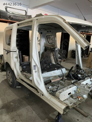 FİAT DOBLO D4 SAĞ MARŞPİYEL KESME ORJİNAL ÇIKMA