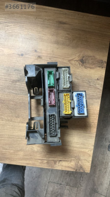 Bmw e36 sigorta kutusu