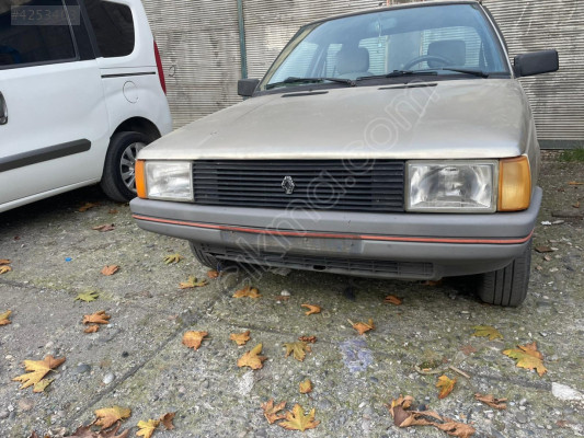 RENAULT BRODWAY SAĞ FAR ORJİNAL ÇIKMA