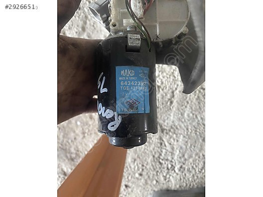 Renoult 19 ön silecek motoru EMR OTOMATİV