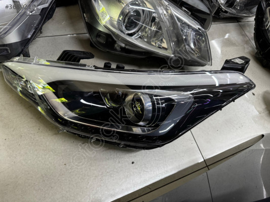 HYUNDAİ İ20 SOL ORJİNAL FAR