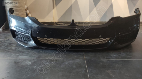 BMW G30 M ÖN TAMPON SİYAH 2017 2019 51118064928 HSD