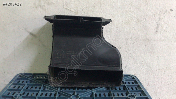 PEUGEOT 3008 ÖN TAMPON HAVA GİRİŞ BAKALİTİ ÇIKMA YEDEK PARÇA