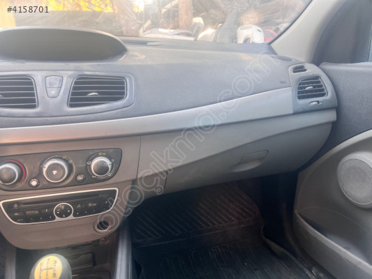 RENAULT FLUENCE ÖN ÜST TORPİDO DOLU ÇIKMA ORJİNAL HATASIZ