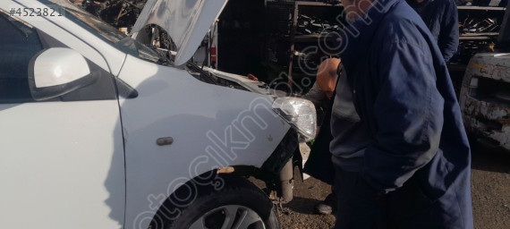 Dacia Lodgy ön çamurluk