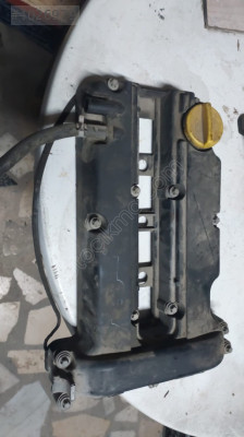Opel Corsa Z 1.4 XEP Çıkma Tribütör Kapağı