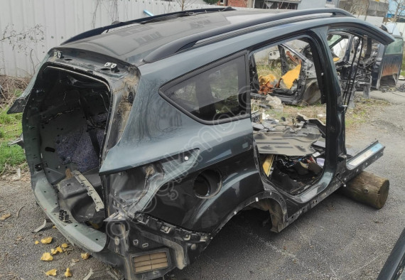 FORD KUGA SAĞ ARKA ÇAMURLUK KOMPLE