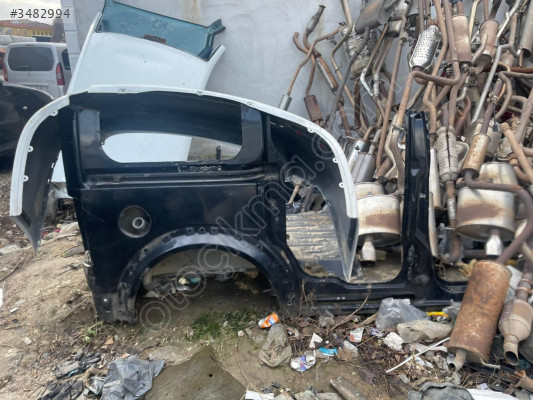 Ford Cornet sağ arka çamurluk orijinal temiz
