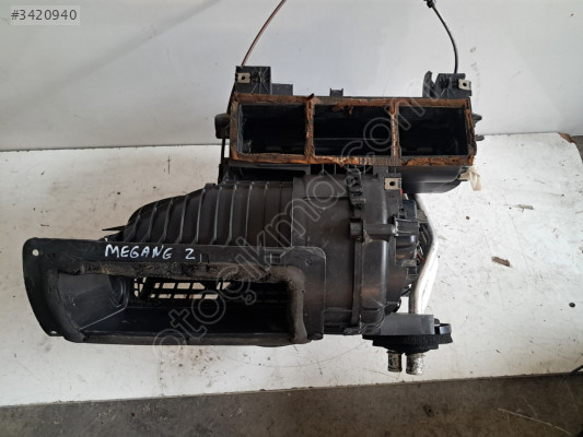 RENAULT MEGANE 2 KALORİFER KUTUSU HAFİF KUSURLU KOMPLE