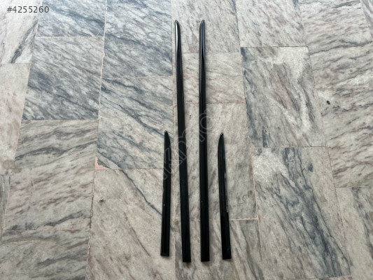 TOYOTA COROLLA ORİJİNAL KAPI ÇITASI TAKIMI - OTO ÇIKMA PARÇA