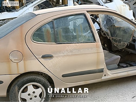 RENAULT MEGANE SAĞ ARKA KAPI ve TÜM AKSAM | ÜNALLAR OTO ÇIKMA |