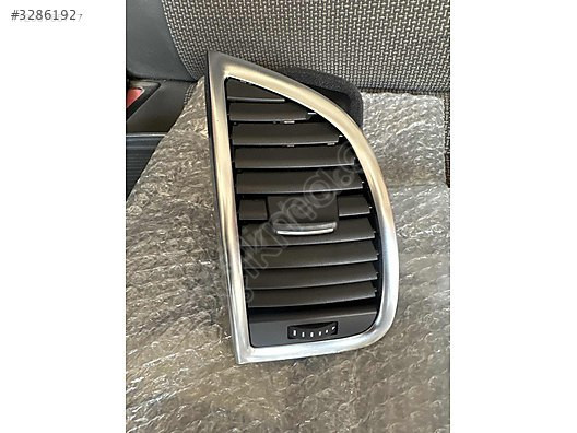 Audı Q7 Sol Kalerifer Izgarası