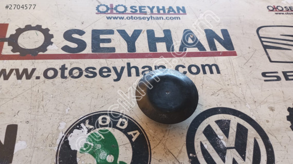 Golf 8 alt taban koruma plastiği sustası