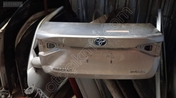 TOYOTA COROLLA ARKA BAGAJ KAPAĞI ÇIKMA