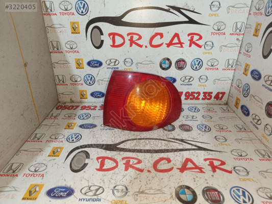 TOYOTA COROLLA 99-02 SAĞ DIŞ STOP ORJİNAL ÇIKMA PARÇA 815511E120