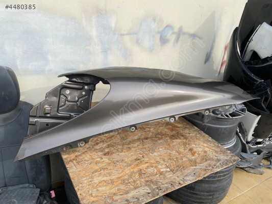 PORSCHE CAYENNE SAĞ ÇAMURLUK 7P5821168A 2011/2016