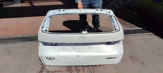 BMW X1 U11 KASA BEYAZ BAGAJ KAPAĞI ORJINAL