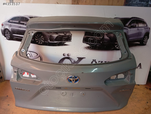 2020-2025 TOYOTA COROLLA CROSS ÇIKMA ORİJİNAL BAGAJ KAPAĞI