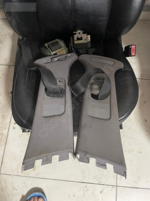 Peugeot 607 ön sağ sol emniyet kemerleri