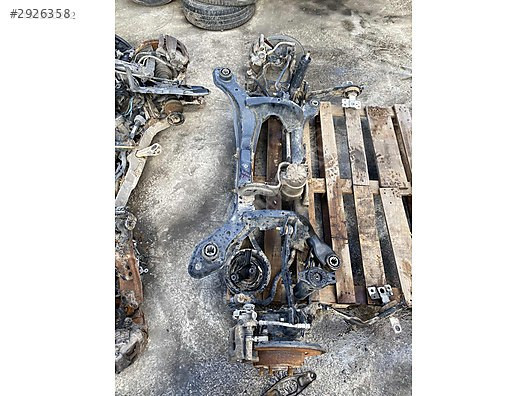 Volvo V50 arka dingil travers EMR OTOMATİV