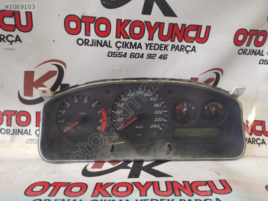 Nissan Almera gösterge saati orijinal çıkma