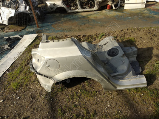 Opel Astra H  HB Sağ Çeyrek-Orjinal Çıkma Parça