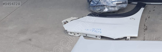 peugeot rifter 2020 çıkma sağ ön çamurluk (son fiyat)