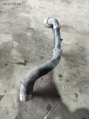 144000186 R Megan 4 Turbo Borusu