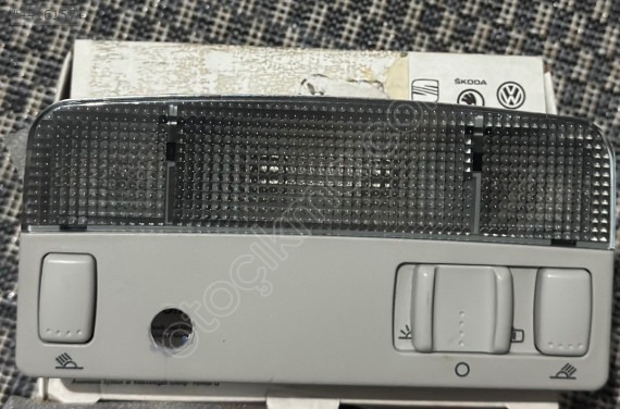 3B0947105C Seat/VWSkoda Tavan Aydınlatması