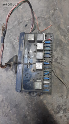 Lada niva sigorta kutusu