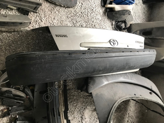 Toyota Corona ST171 Arka Tampon 1989-1991