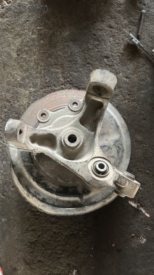 RENAULT LATİTUDE LAGUNA ARKA AKS TAŞIYICI PORYA