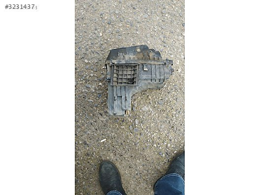 Peugeot 407 hava filtresi kutusu