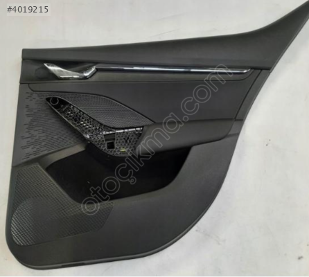 SKODA OCTAVİA 2021 2025 SAĞ ARKA KAPI DÖŞEMESİ 5E6867024K