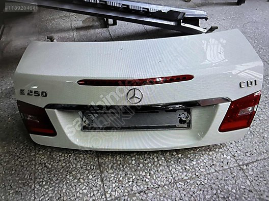 MERCEDES E SERİSİ 207 KASA BAGAJ KAPAĞI HATASIZ SÖKME PARÇA