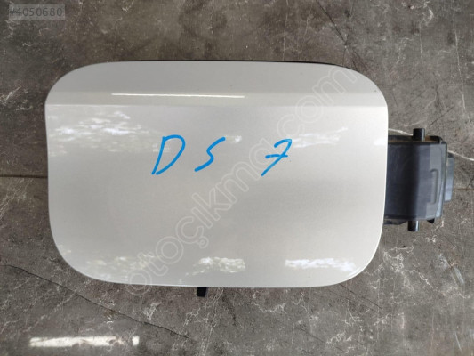 DS7 DEPO KAPAĞI ORJİNAL ÇIKMA