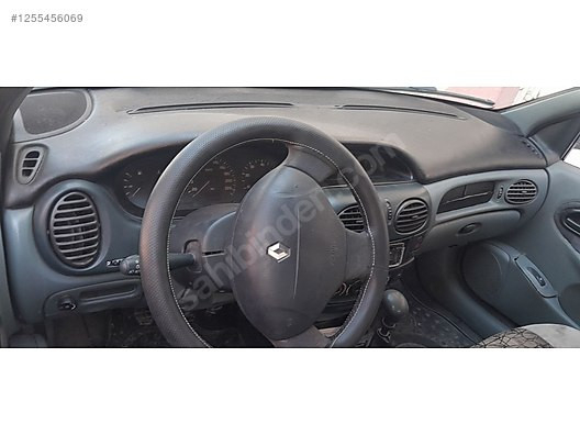 Renault Megane 1 gösterge paneli