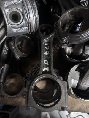 Trafic 2.0 piston kolu