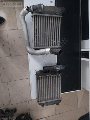 AUDİ A6 SAĞ SOL TURBO RADYATÖRÜ 3.0 2010