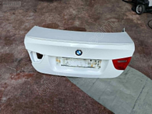 Bmw 3 kasa E90 beyaz bagaj kapağı çıkma orjinal sökme