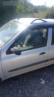 Clio sol ön kapı yedek parça