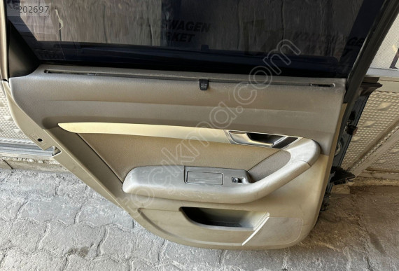 AUDİ A6 05-11 KAPI DÖŞEMESİ ARKA SOL BEJ 4F0867303ED XGP