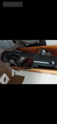 Ford Kuga Ön Göğüs Çıkma Orjinal