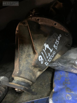 MAZDA B2500 8-41 ÇIKMA ORJİNAL DEFRANSİYEL            (XS1812S25)