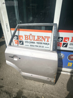 Hyundai Tucson sağ arka kapı orijinal çıkma