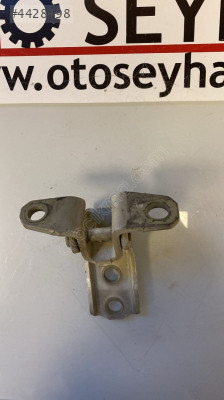 Mitsubishi l200 2014 sol ön kapı alt menteşesi